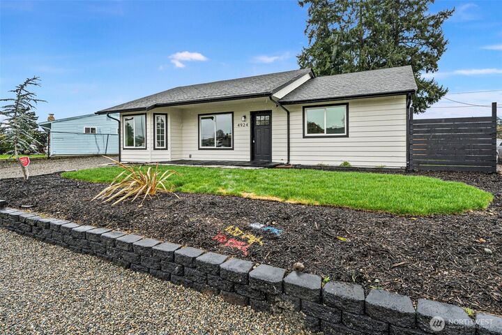 Property Photo:  4924  Diamond Blvd  WA 98499 