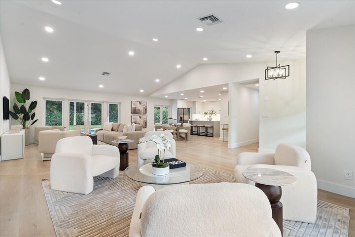 Property Photo:  1480 SW 19th Street  FL 33486 