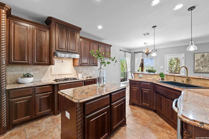 Property Photo:  3610 Pinnacle Dr  TX 78261 