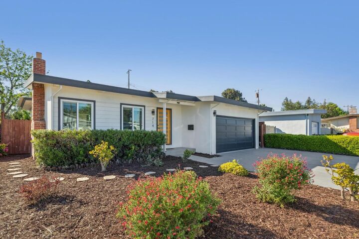 Property Photo:  714 Hamilton Lane  CA 95051 