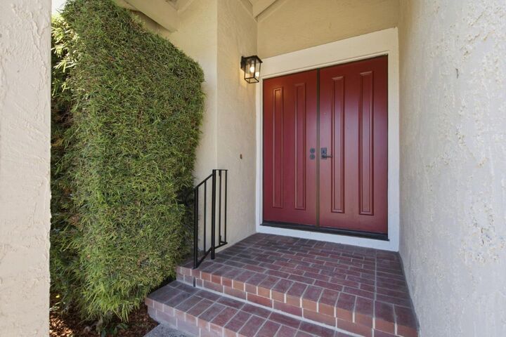 Property Photo: 269 Woodbridge Circle CA 94403