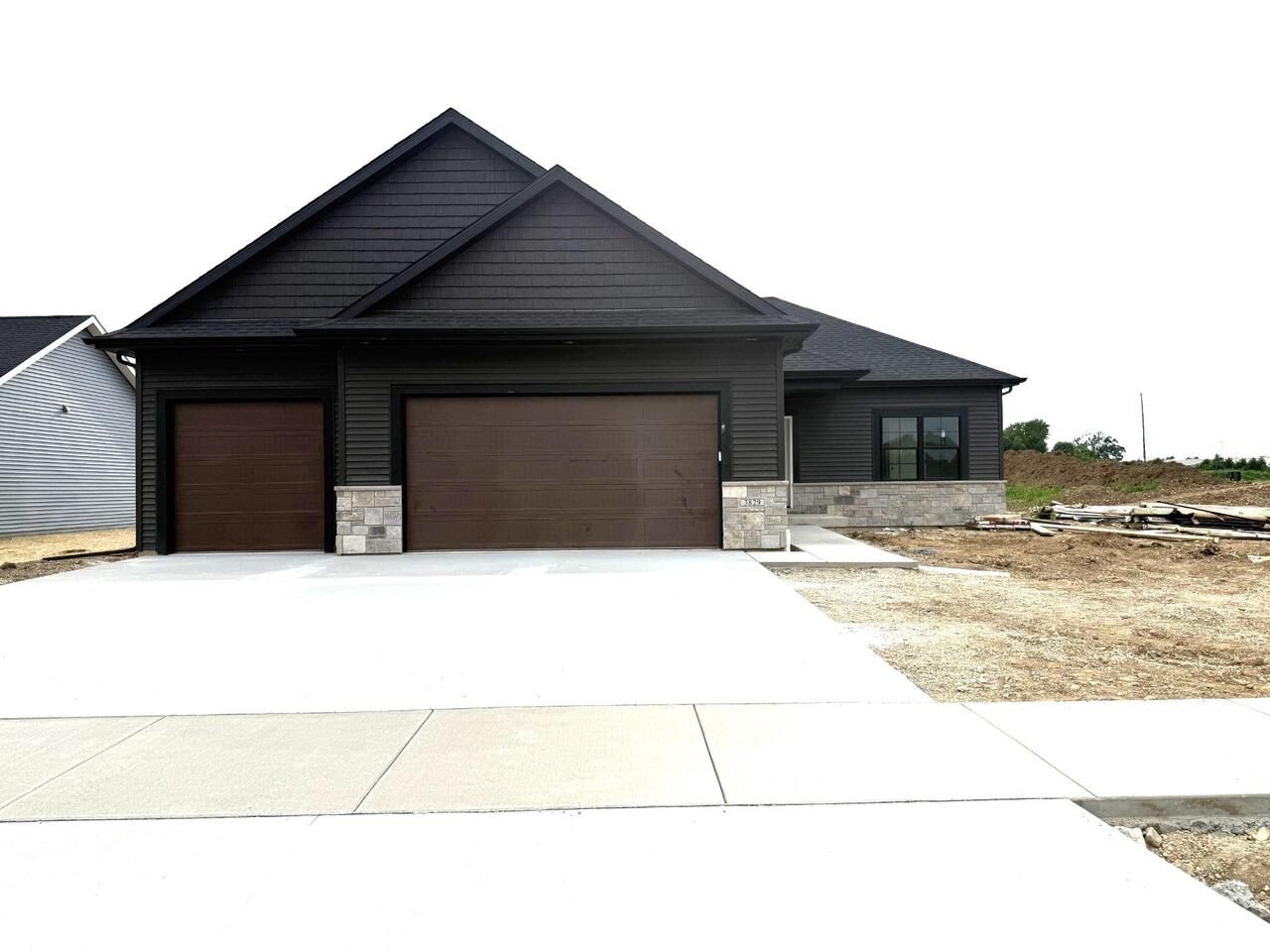 Property Photo:  3829 N Woodbury Lane  WI 53545 
