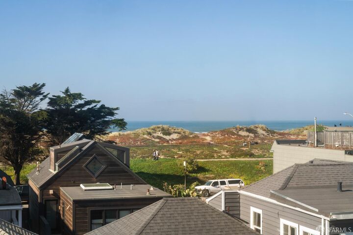 Property Photo:  1677 48th Avenue  CA 94122 