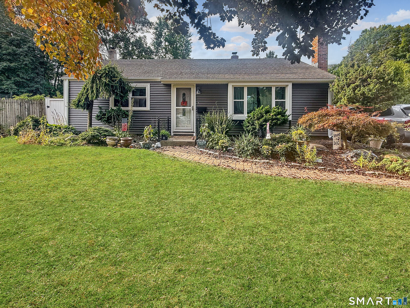 Property Photo:  7 Stepney Circle  CT 06067 