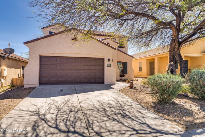 Property Photo:  105 W Calle Guija  AZ 85629 