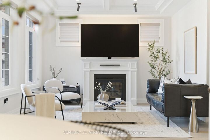 Photo de la propriété:  5160 16th Avenue  ON L6C 2H1 