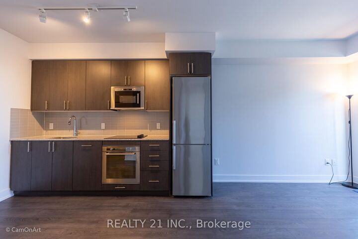 Property Photo: 2550 Simcoe Street N 2413 ON L1L 0R5