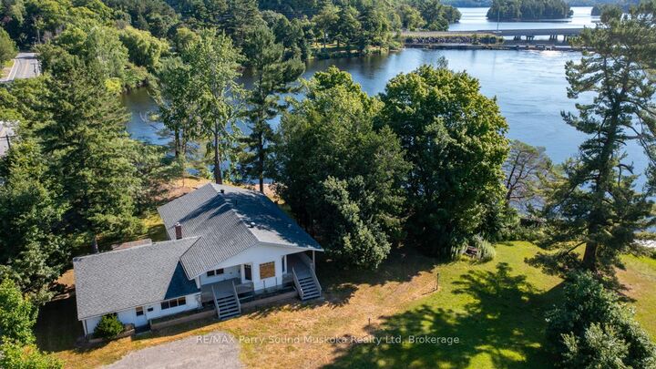 Property Photo: 149 William Street ON P2A 1W3