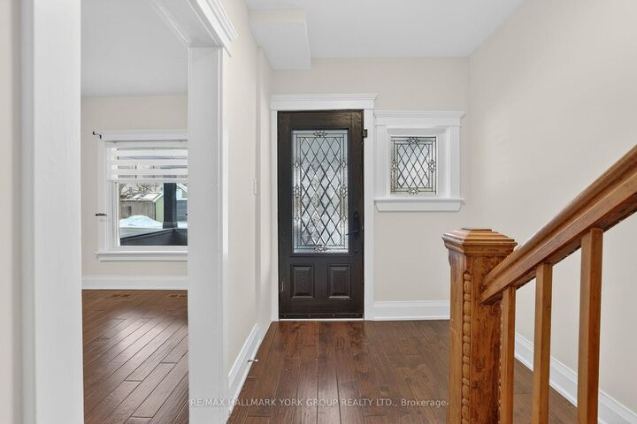 Property Photo: 119 Temperance Street ON L4G 2R2