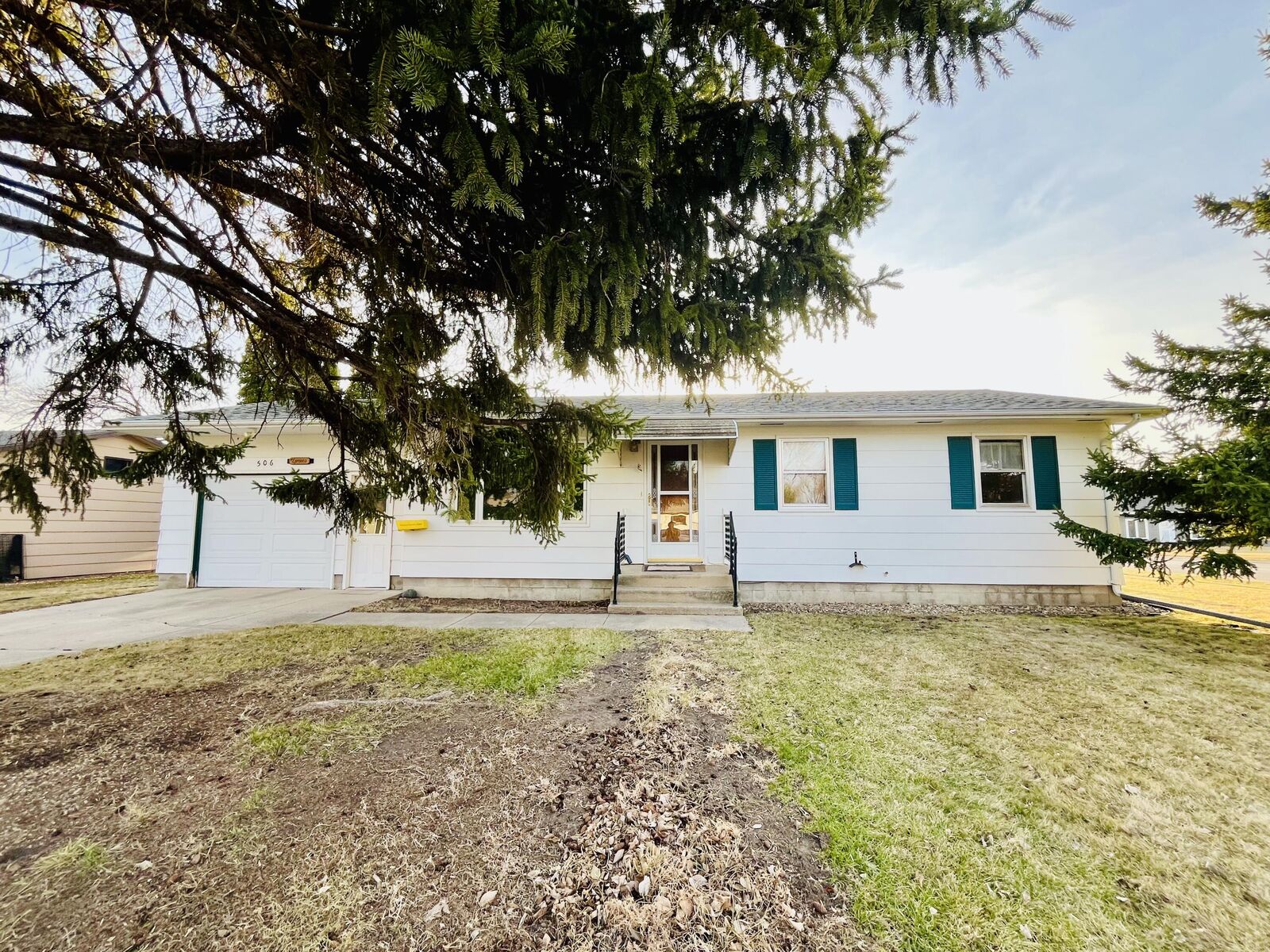 Property Photo:  506 Kettering Drive  SD 57401 