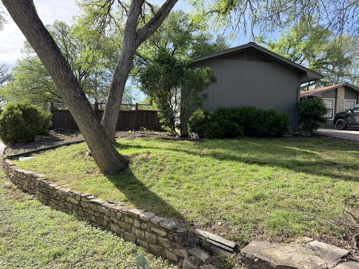 Property Photo:  2 Acacia Drive  TX 78676 
