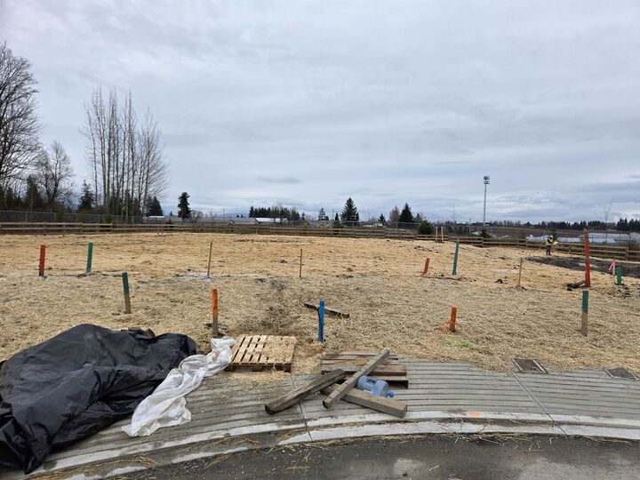 Property Photo: 2589 Crossing Court BC V4X 1H4