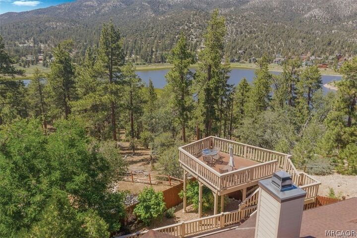 Property Photo: 469 Morningstar Place CA 92315