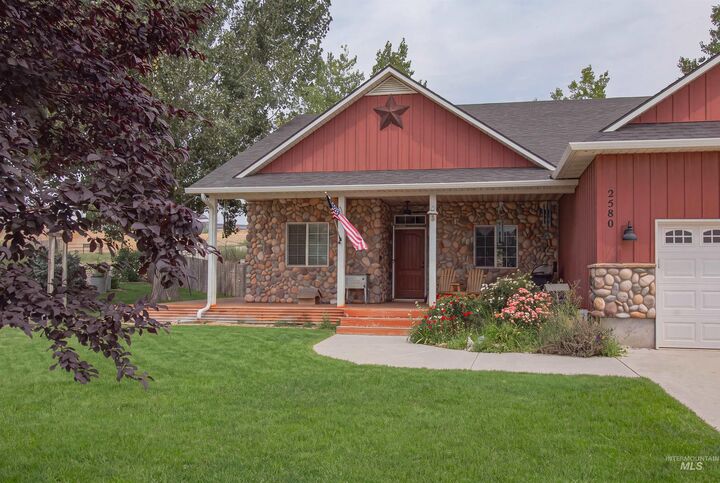 Property Photo:  2580 Sand Hollow Rd  ID 83607 