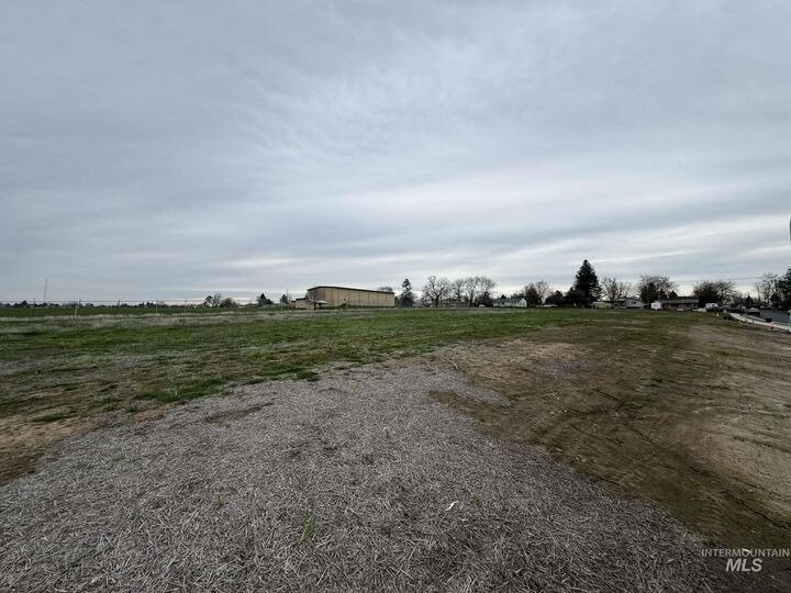 Property Photo:  Tbd Blk 1, Lot 4 6th St  ID 83501 
