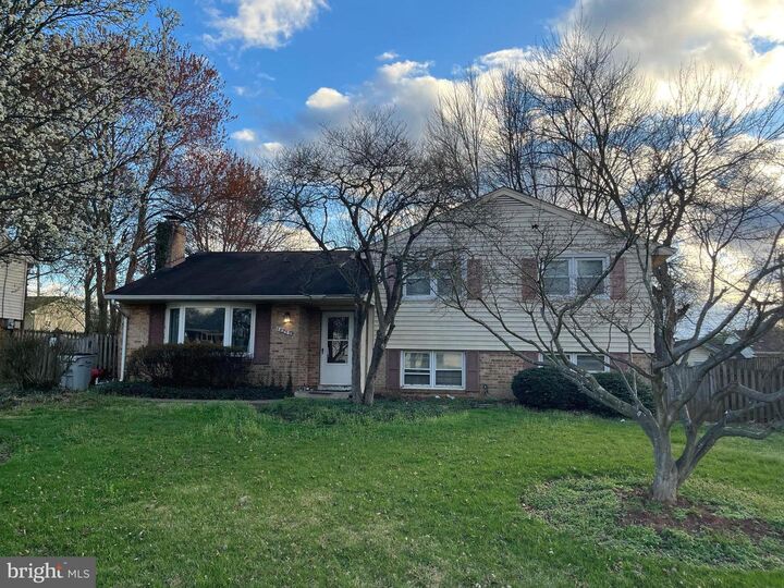 Property Photo:  14717 Lock Drive  VA 20120 