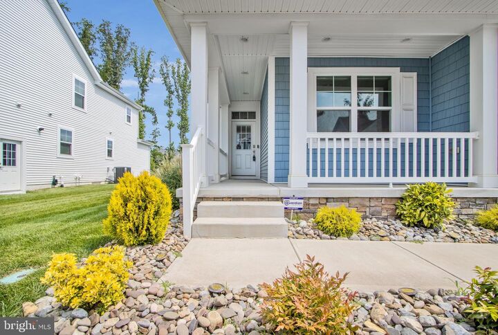 Property Photo: 19331 Loblolly Cir DE 19971