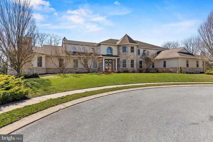 Property Photo:  52 Violets Path  PA 17022 