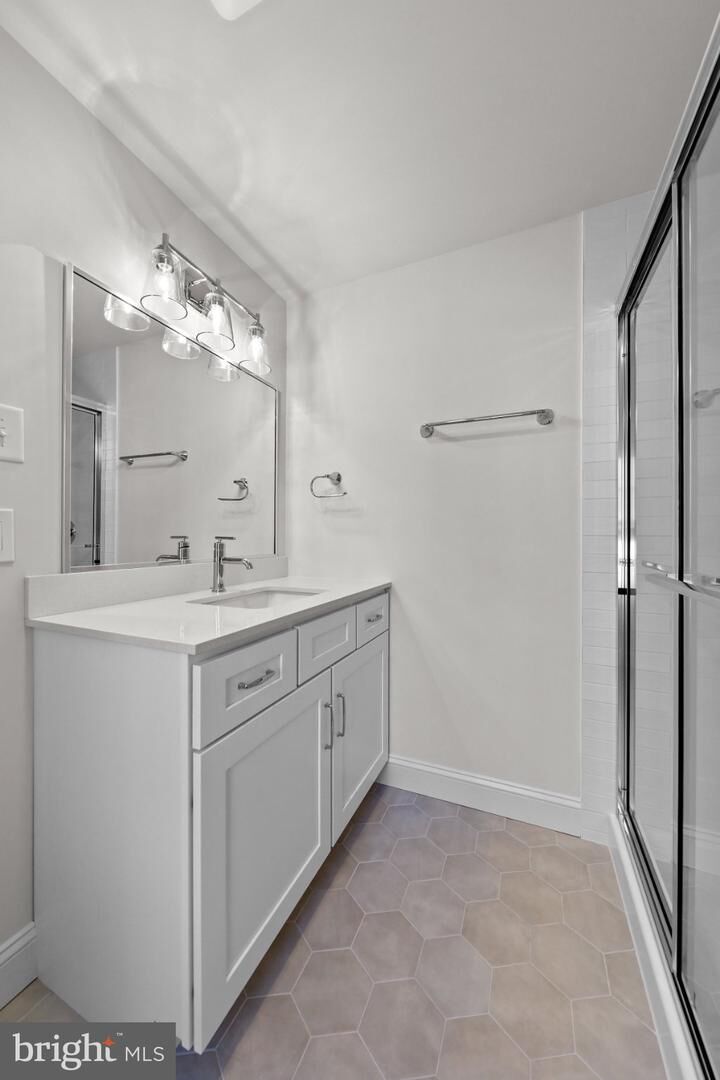 Property Photo:  196 Sunny Jim Drive  NJ 08055 