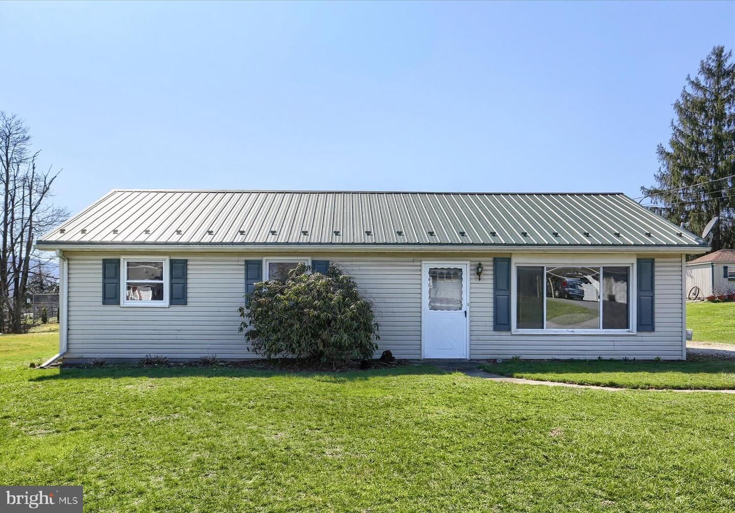 Property Photo:  77 Texs Park Drive  PA 17094 