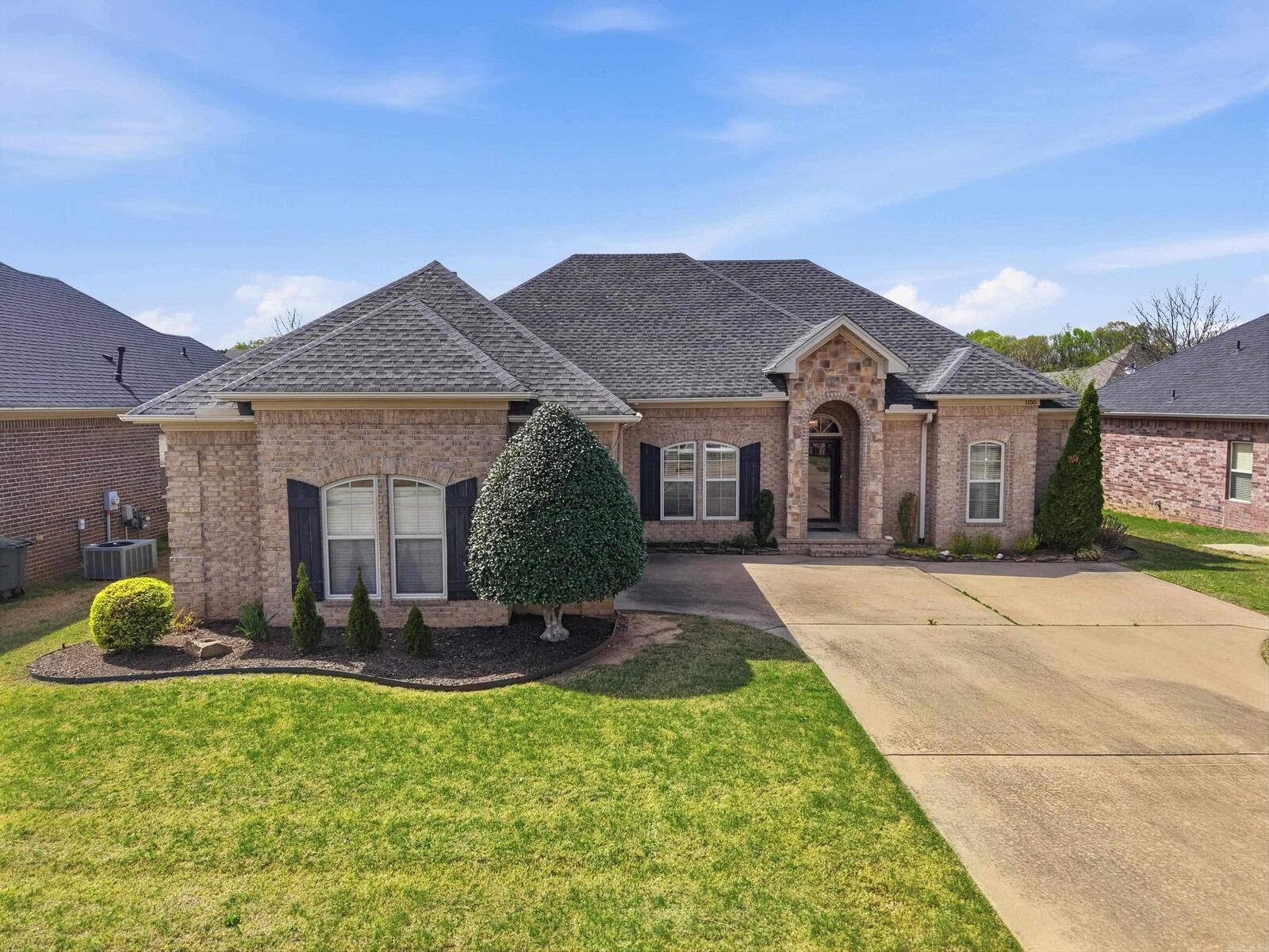 Property Photo:  1155 Calloway Drive  AR 72034 