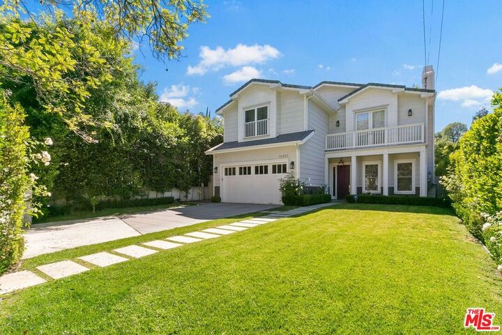 Property Photo: 14917 Valley Vista Blvd CA 91403