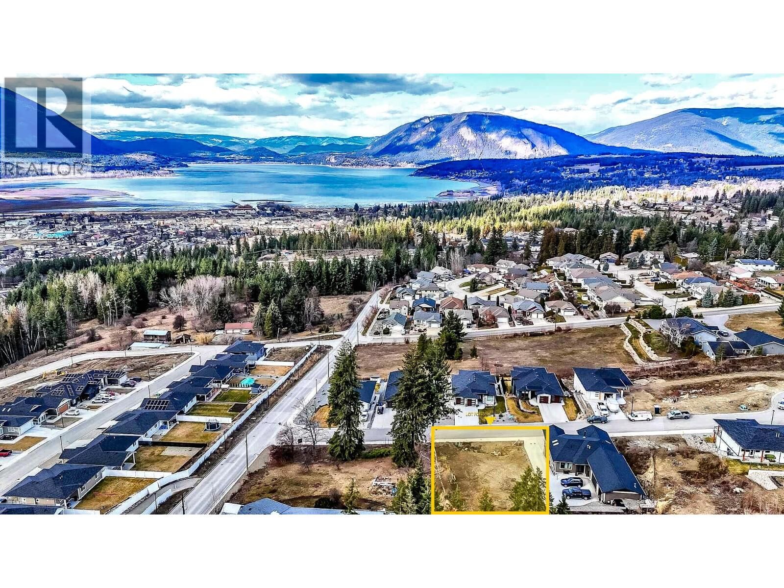 Property Photo:  1060 16 Avenue Southeast  BC V1E 0H4 