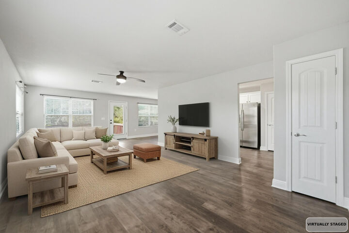 Property Photo: 1885 Natures Way FL 32563