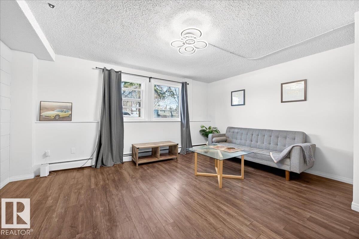 Property Photo: 2111 14 Street 101 AB T2B 3M3