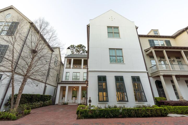 Property Photo:  84 Audubon Hollow Lane  TX 77027 