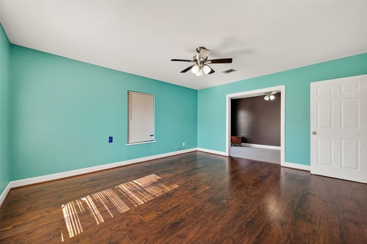 Property Photo: 7109 Myrtle Street TX 77087