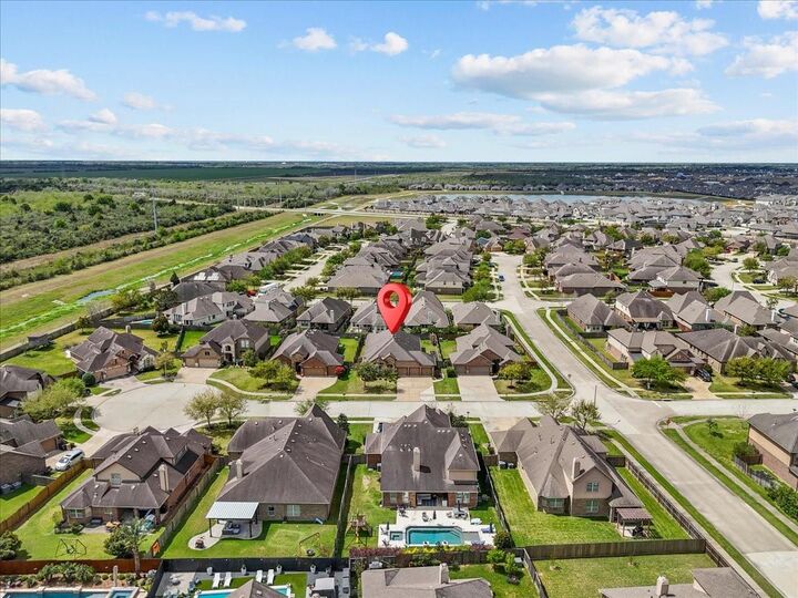 Property Photo:  730 Marbrook Saddle Lane  TX 77573 