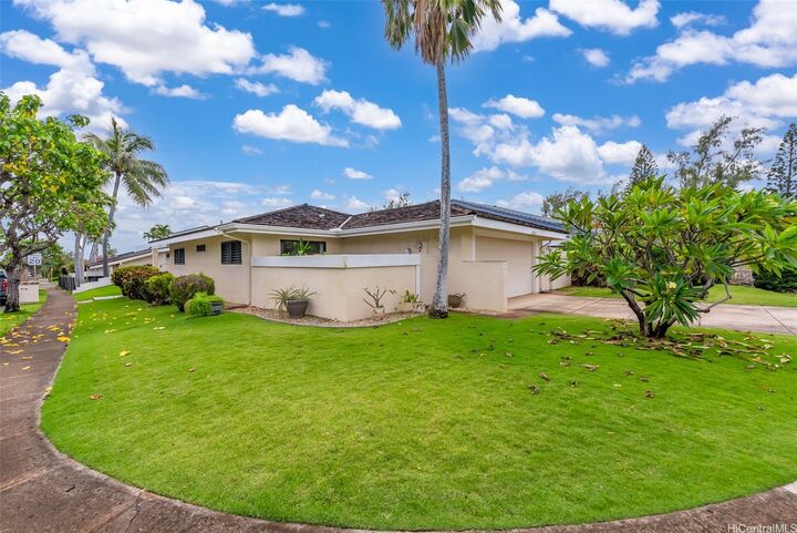 Property Photo:  7821 Makaaoa Place  HI 96825 