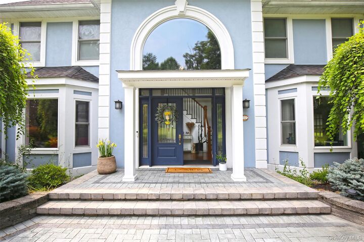 Property Photo:  115 Autumn Chase Drive  NY 12533 