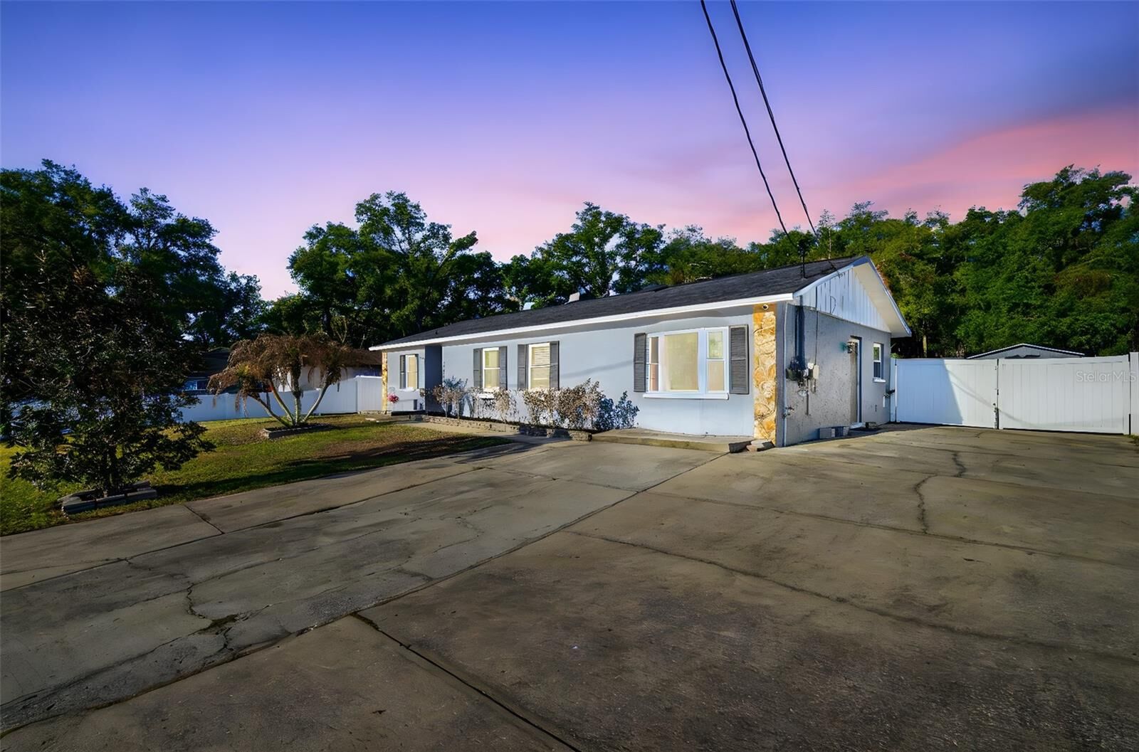Property Photo: 7403 Providence Road FL 33578