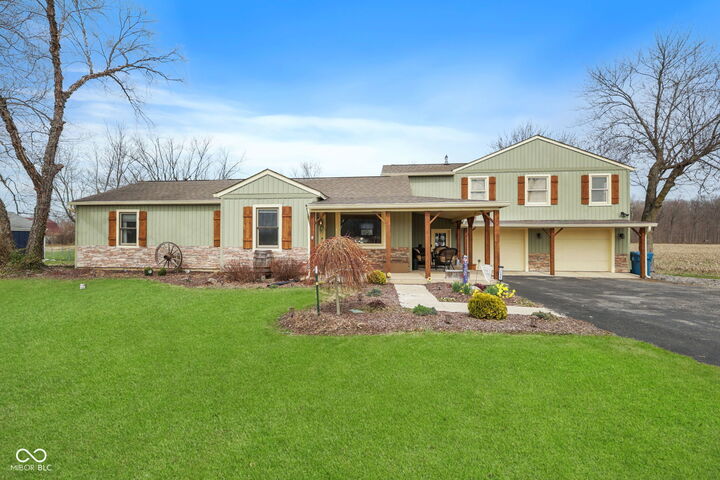 Property Photo:  7236 E Rocklane Road  IN 46162 