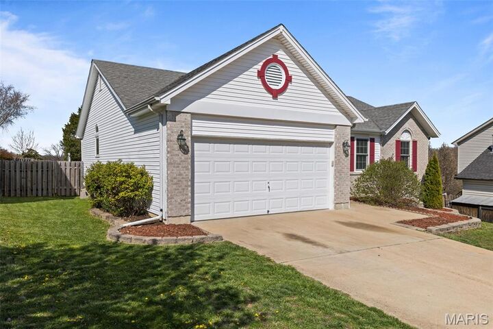 Property Photo: 1086 Schumacher Road MO 63026