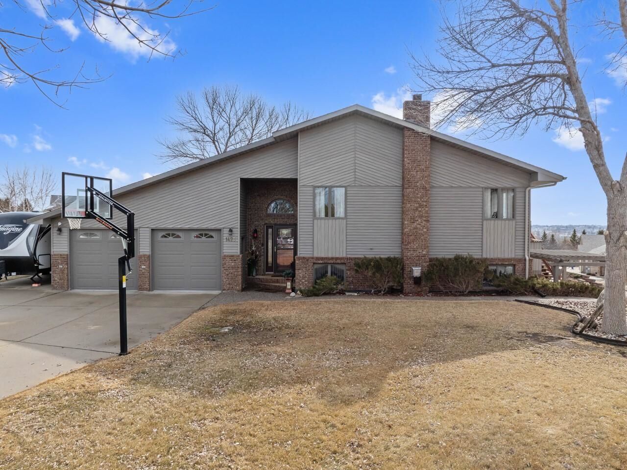 Property Photo:  1425 18th Ave. NW  ND 58703 