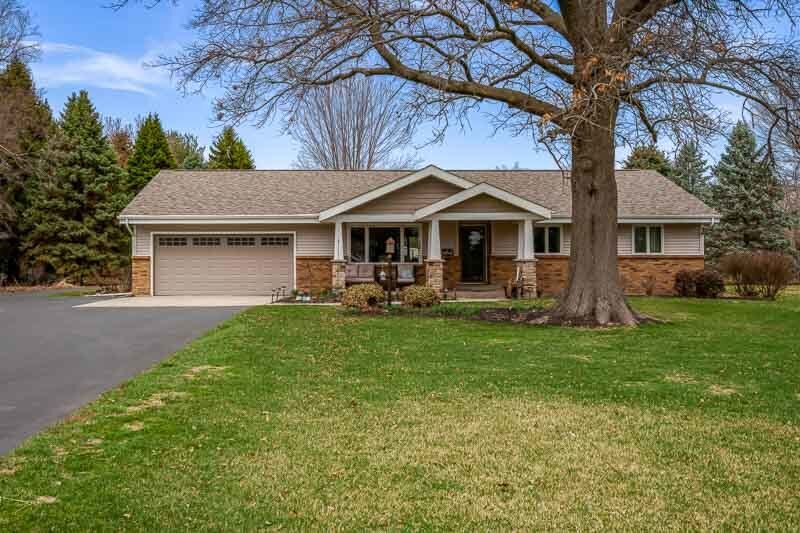 Property Photo: 2412 Squaw Prairie Road IL 61008