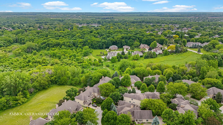 Property Photo:  740 Manor Hill Place  IL 60554 