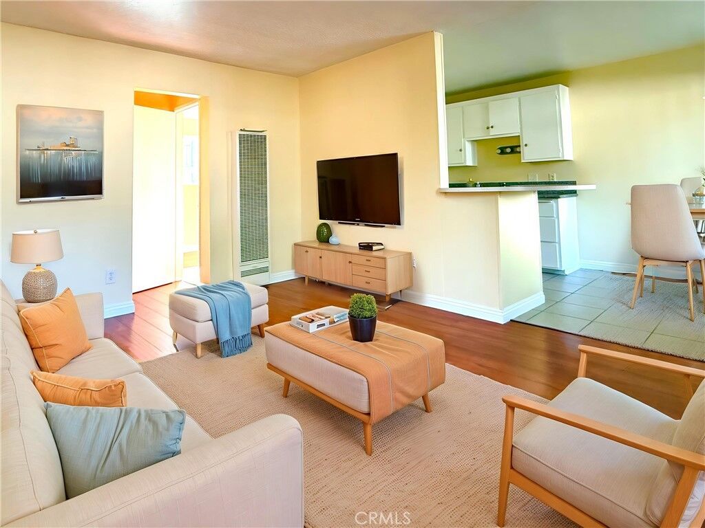 Property Photo:  414 Mariposa Avenue B  CA 91024 