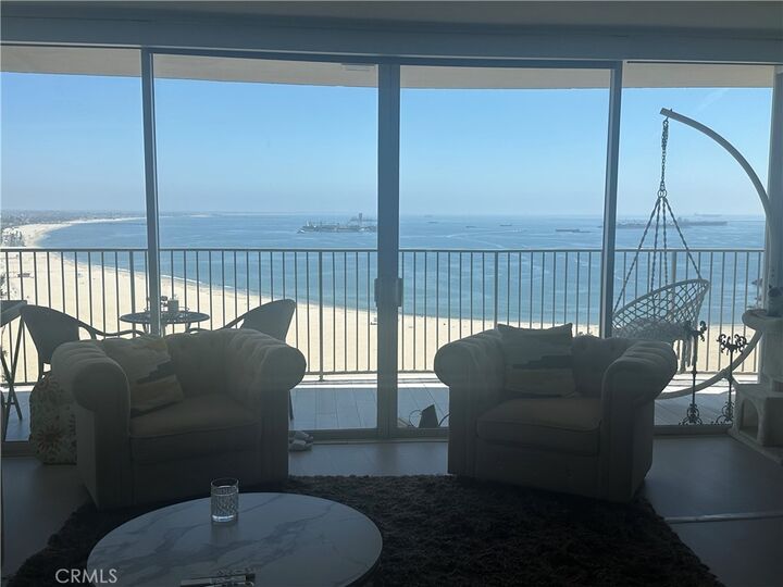 Property Photo: 700 E Ocean 2605 CA 90802