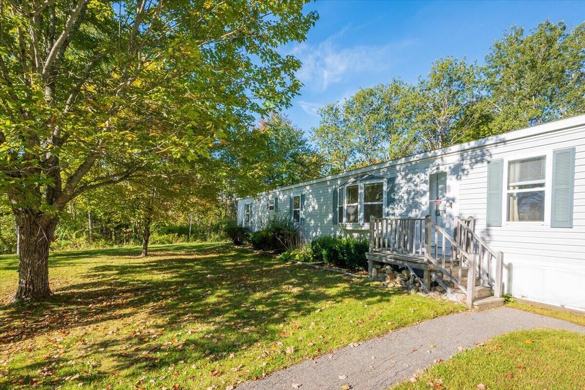 Property Photo:  46 Cedar Drive  ME 04864 
