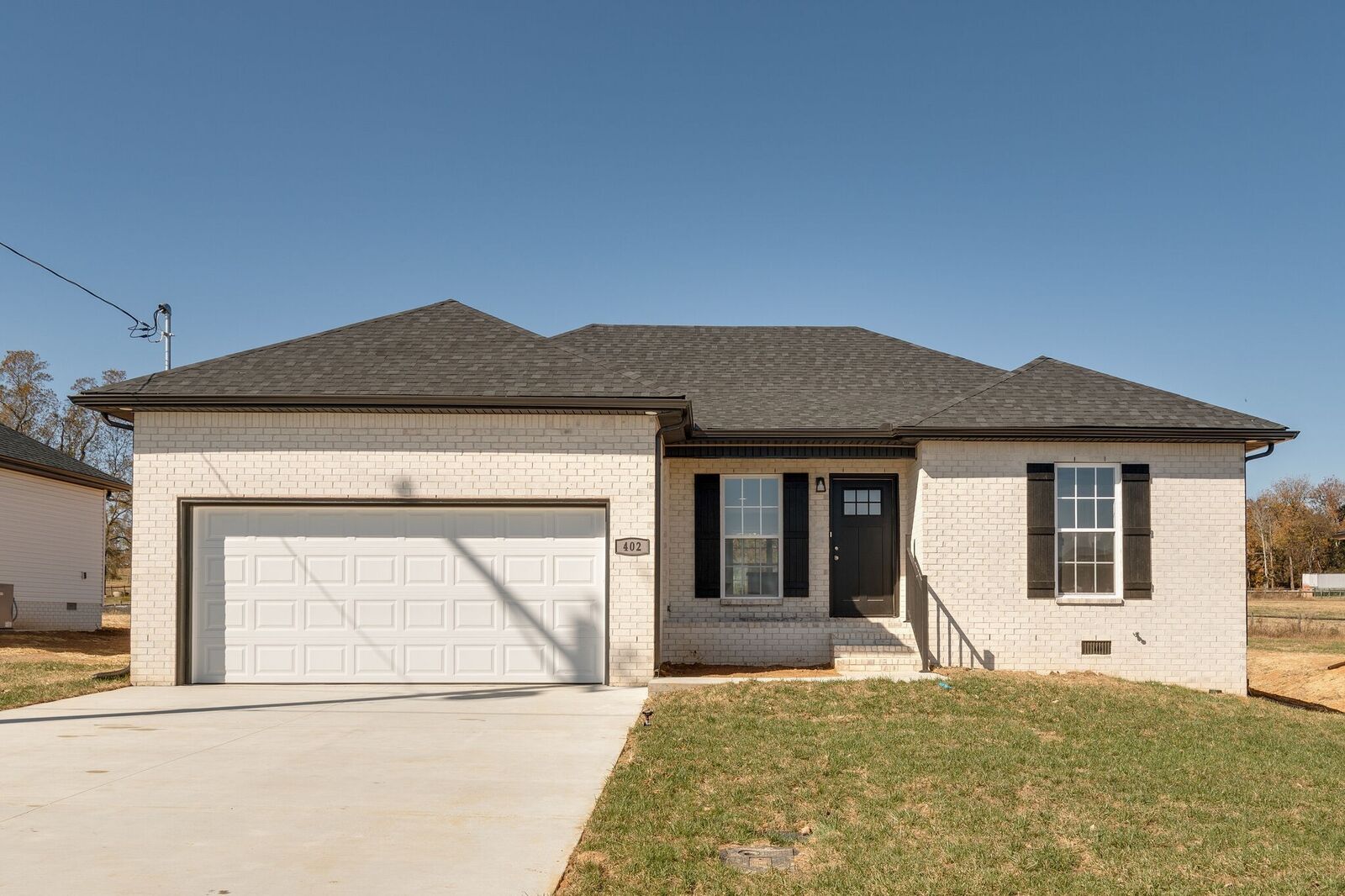 Property Photo:  402 Rose Ln  TN 37160 