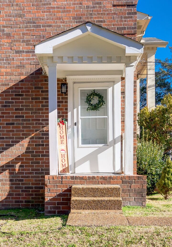 Property Photo:  906 Lauren Ct  TN 37217 