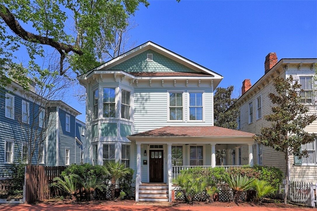 Property Photo: 310 E Park Avenue GA 31401