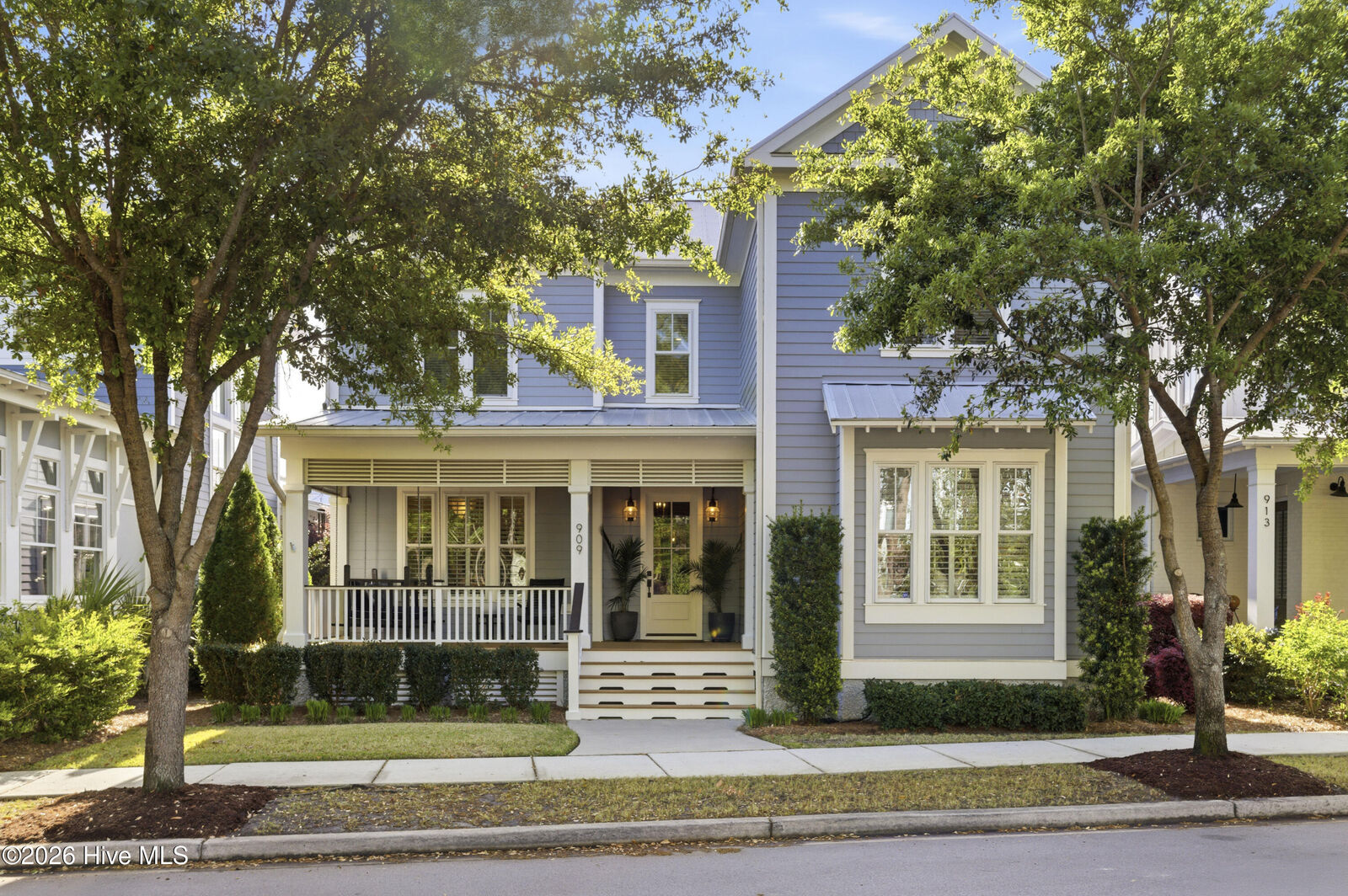 Property Photo:  909 Mound Battery Road  NC 28403 