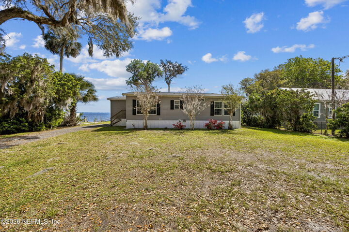 Property Photo:  108 Sandra Lane  FL 32112 