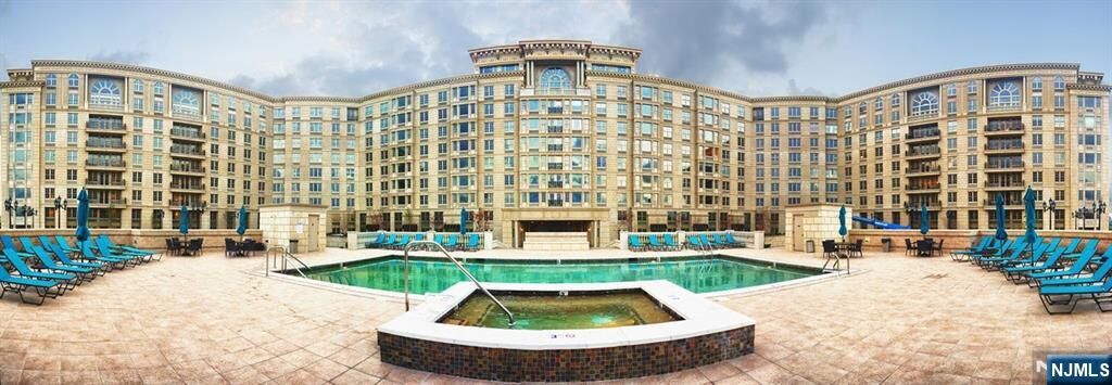 Property Photo:  100 Alexander Way Th5  NJ 07020 