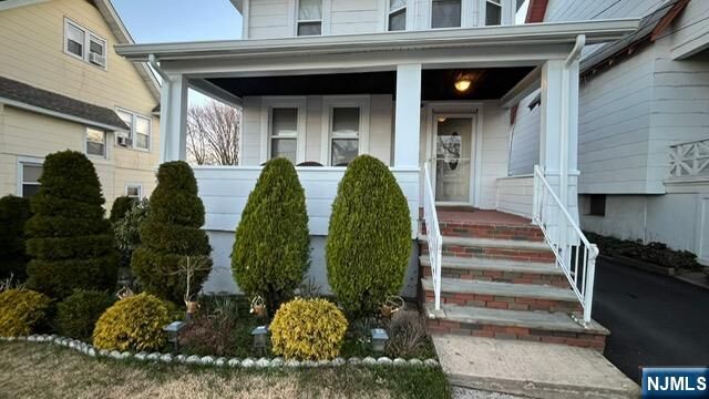 Property Photo:  53 Elmwood Avenue  NJ 07603 